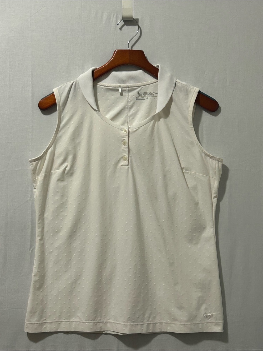 Nike - Women's Sleeveless Golf Polo